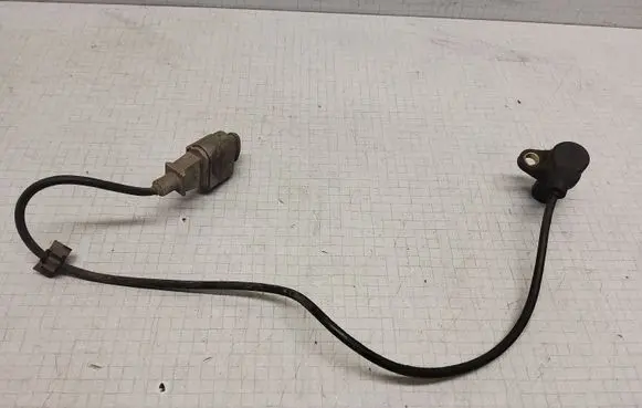 Volkswagen Bora Crankshaft position sensor 0261210149