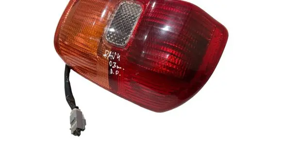 Toyota RAV 4 (XA20) Rear/tail lights