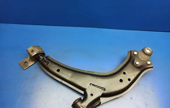 Citroen Xsara Front lower control arm/wishbone 40160500004 3521A8 MEYLE