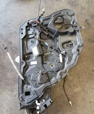 Volvo XC60 Front door window regulator with motor 30753330