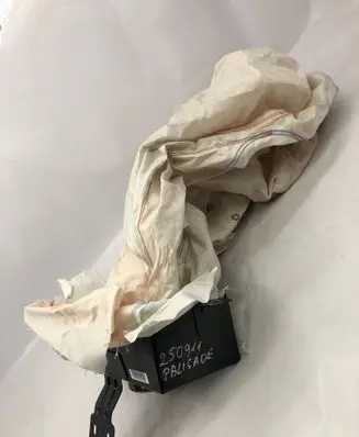 Passenger airbag