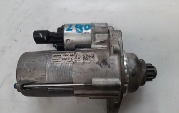 Volkswagen PASSAT B7 Starter motor 02Z911024K