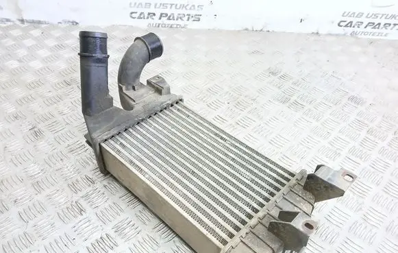 Opel Astra H Intercooler radiator 13213402