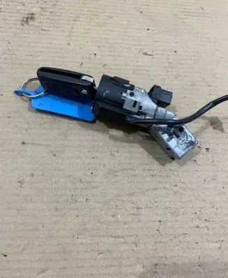 Peugeot 207 Ignition lock