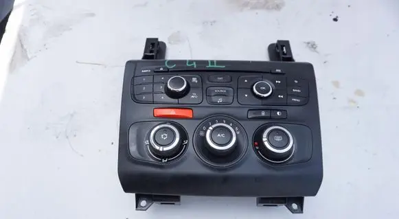 Citroen C4 II Climate control unit