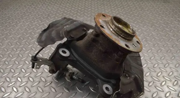 BMW X3 F25 Front wheel hub 6855954