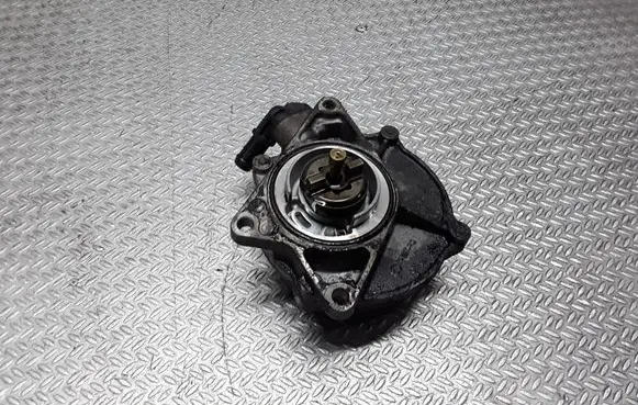 Audi A6 S6 C5 4B Vacuum pump