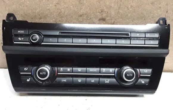 BMW 5 F10 F11 Climate control unit 9353596