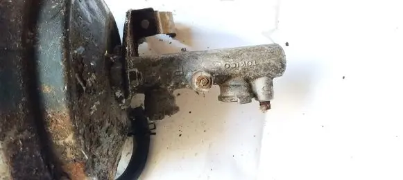 Nissan Primera Master brake cylinder