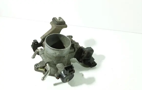 Toyota Previa (XR30, XR40) II Throttle valve 8945233030 2227028010