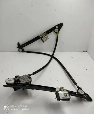 Seat Alhambra (Mk1) Rear window lifting mechanism without motor