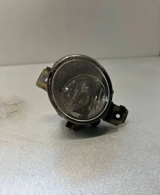 Nissan X-Trail T30 Front fog light ---
