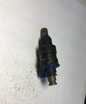 Mazda 626 Fuel injector 1955001280