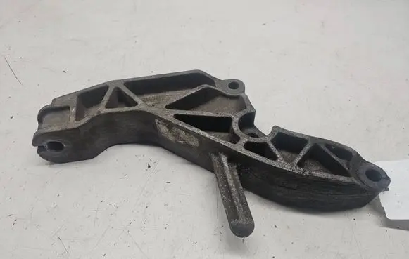Opel Astra H Gearbox mounting bracket 2581