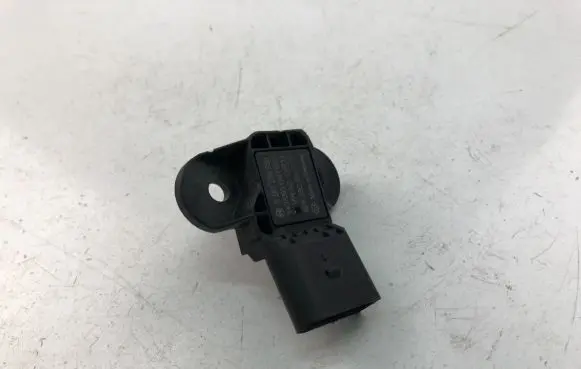 Audi A3 S3 8V Exhaust gas pressure sensor 0261230235