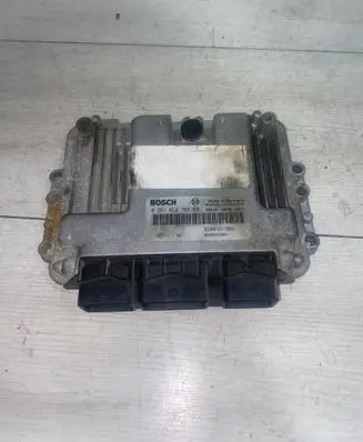 Renault Scenic II - Grand scenic II Engine control unit/module 0281012769