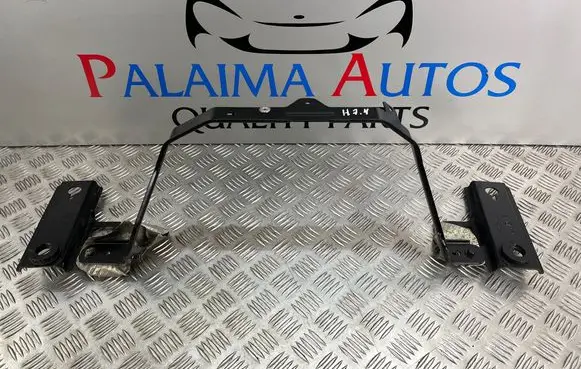 Citroen Dispatch III Bracket in trunk/boot 9806704680