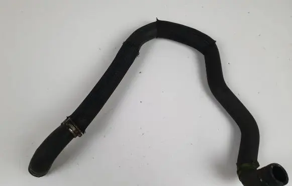 Renault Trafic II (X83) Engine coolant pipe/hose