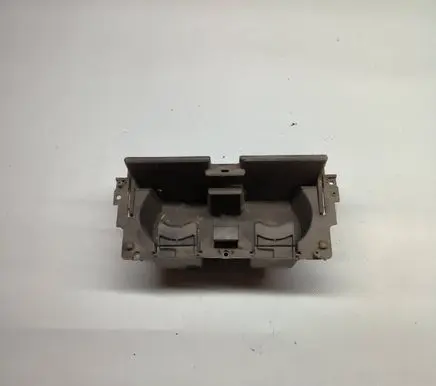 Cup holder front