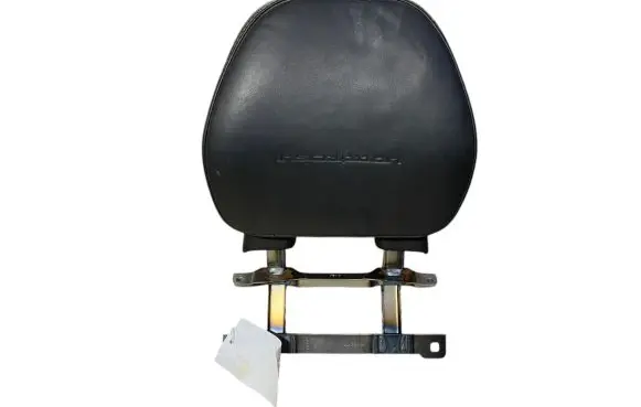 Volvo XC90 Front seat headrest 