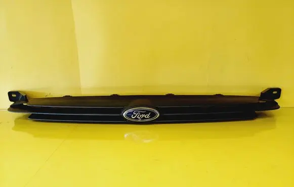 Ford Escort Front grill 95AB8200AB
