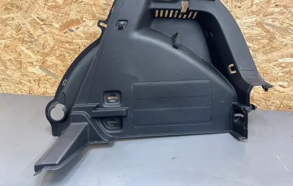 Skoda Fabia Mk4 (6VA) Trunk/boot side trim panel 6VA867428A