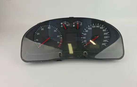 Volkswagen PASSAT B5 Speedometer (instrument cluster) 3B0919861H 110008793