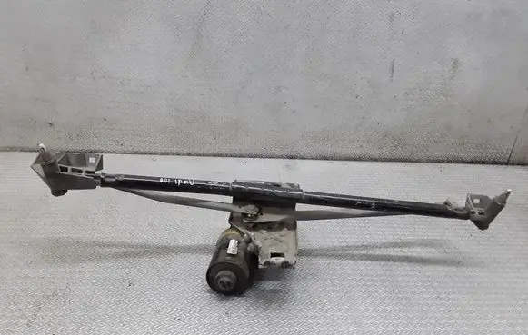 Audi A6 S6 C4 4A Front wiper linkage and motor 4A1955113A