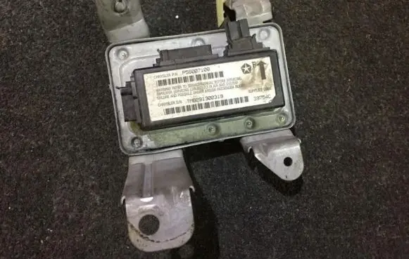 Jeep Grand Cherokee Airbag control unit/module p56007108 tmb291300319