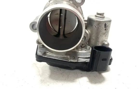 Ford Focus Throttle valve CM5G9F991FA CM5G9F991 B111080046