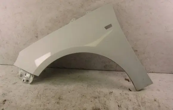 Opel Adam Fender
