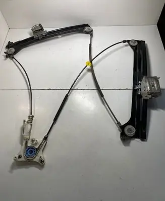 Mercedes-Benz CLK A209 C209 Front door electric window regulator