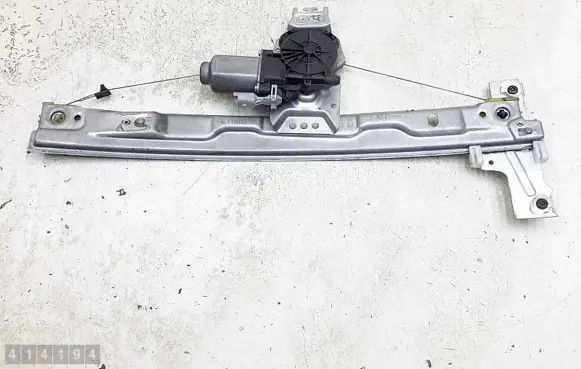 Peugeot 207 Rear door window regulator with motor 9681182280