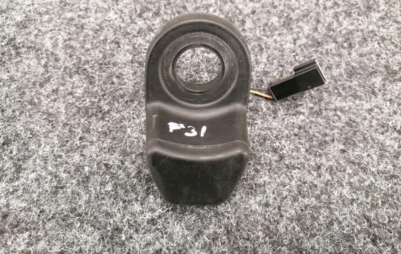 BMW 3 F30 F35 F31 Tailgate glass/window release handle 9288321