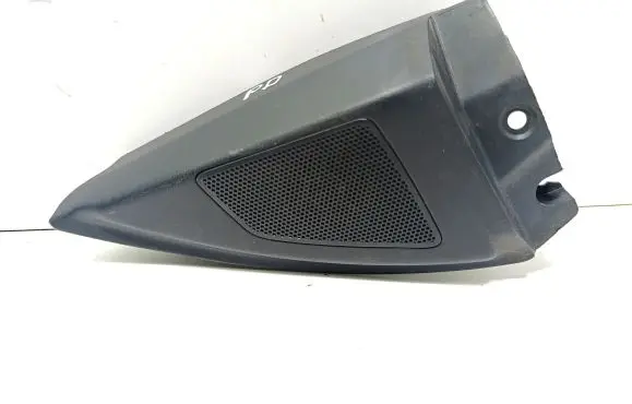 Front door high frequency speaker