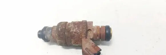Skoda Fabia Mk1 (6Y) Fuel injector 5WS02620