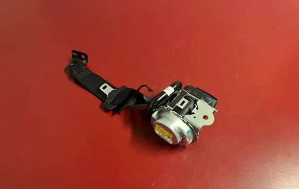 BMW X1 F48 F49 Rear seatbelt 7425071 S3742507104P