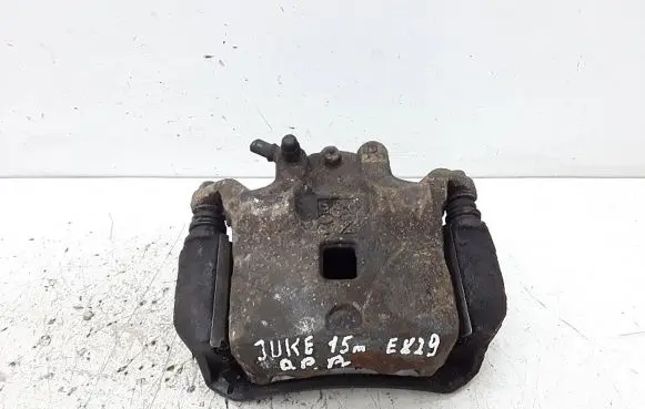 Nissan Juke I F15 Front brake caliper