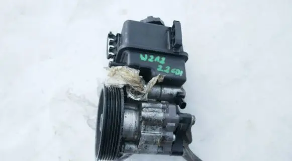 Mercedes-Benz E W212 Electric power steering pump A0064664701 7693900