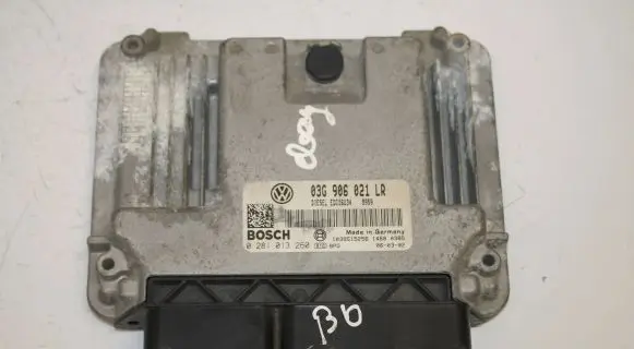 Volkswagen PASSAT B6 Engine control unit/module 03G906021LR 1039S15256 0281013260