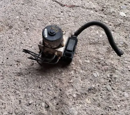 Nissan Cab Star ABS Pump 06740812105082 062109-50343 000402-699E1