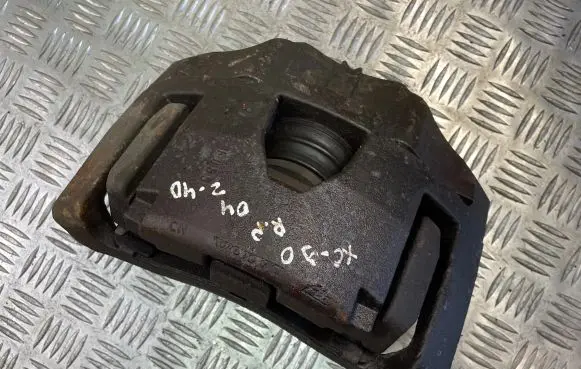 Volvo XC90 Front brake caliper