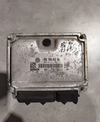 Volkswagen Golf V Engine control unit/module 036906032BA 0261201144
