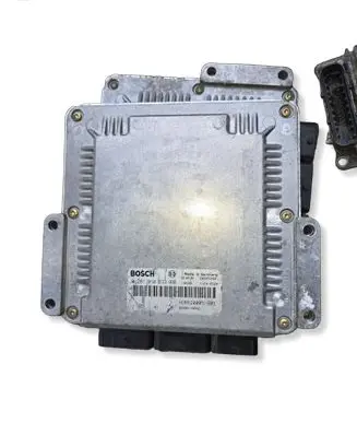 Renault Trafic II (X83) Engine control unit/module 0281010633 8200119842 H0M8200051609