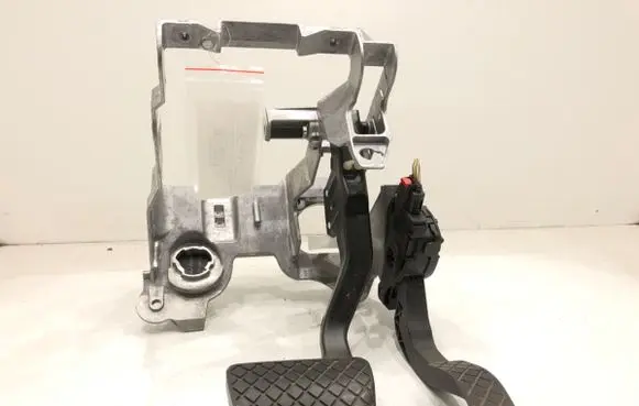 Audi A4 S4 B8 8K Pedal assembly 8K1723523A