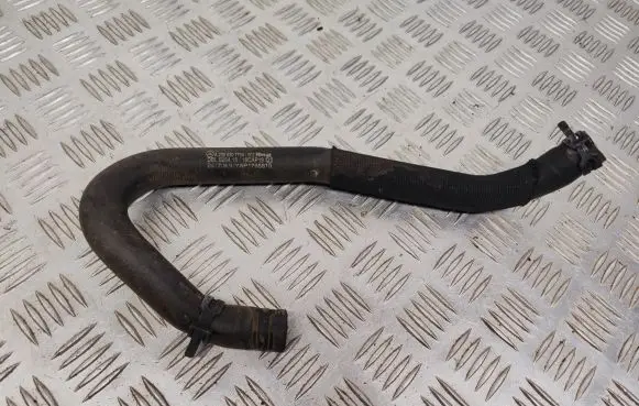 Mercedes-Benz C W205 Engine coolant pipe/hose A2058307704