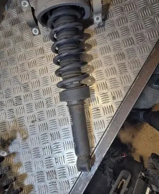 Audi Q7 4L Rear shock absorber/damper 7L8512021CT 7L8513029K