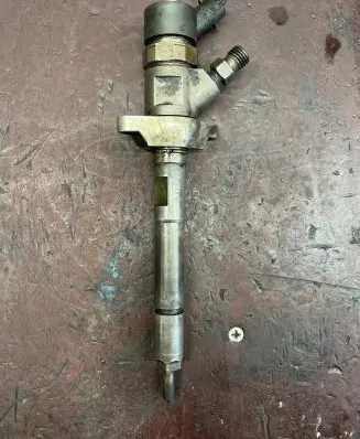 Ford Focus C-MAX Fuel injector 083FC580232A480 044511825
