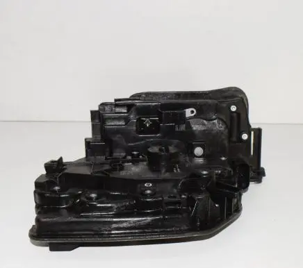 BMW 6 G32 Gran Turismo Front door lock 7477694