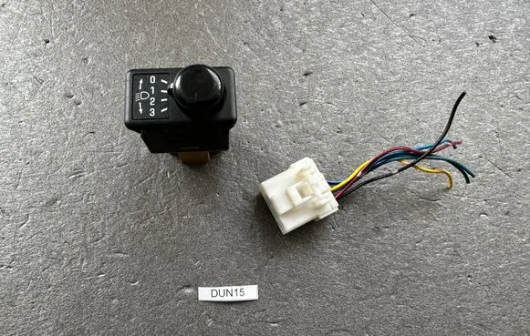 Nissan Patrol Y61 Other switches/knobs/shifts 2519036R60